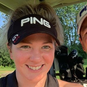 Meet your Posher, Stephanie